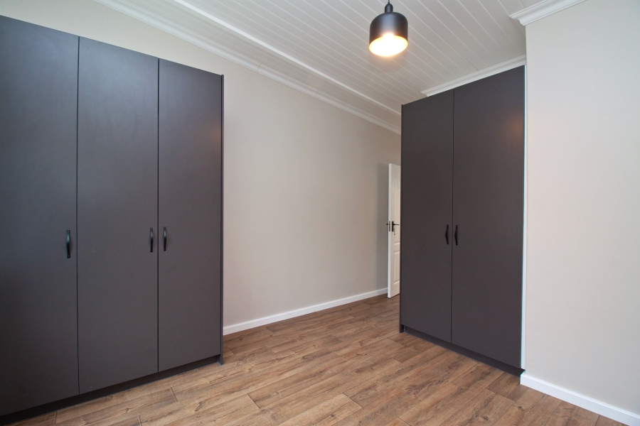 To Let 3 Bedroom Property for Rent in Sunnydale Western Cape